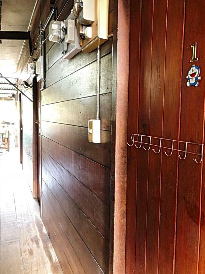 Ray Nu Guest House Ayutthaya Eksteriør bilde